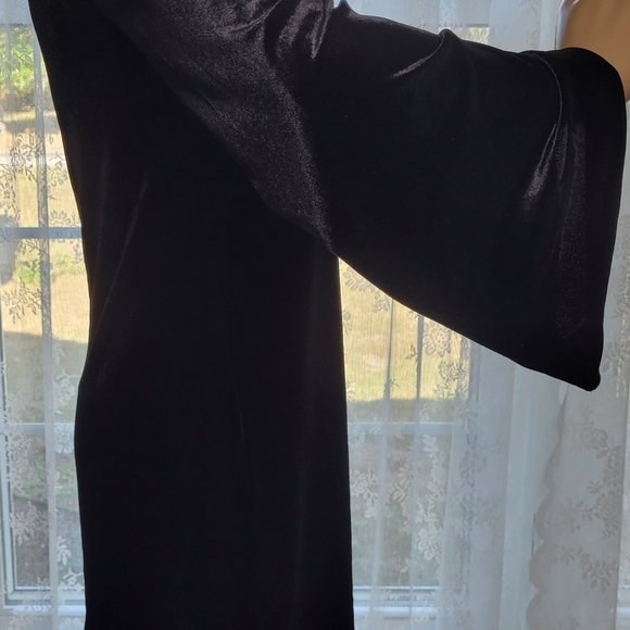 French Connection Bodycon One Shoulder - Holiday Party Aurore Velvet Dress 2 - Picture 4 of 6